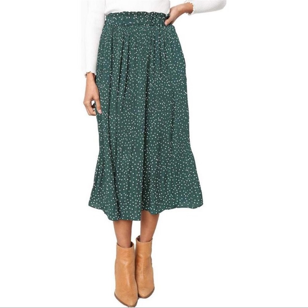 Green Polka Dot Pleated Skirt